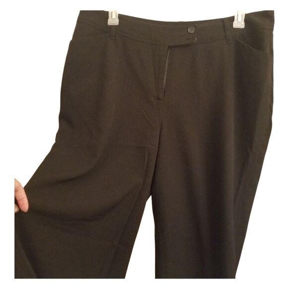 Monroe and Main Cropped Trousers. RJ-MR - Picture 2 of 4